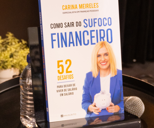 Screenshot 2025-12-29 at 20-12-52 Livro - COMO SAIR DO SUFOCO FINANCEIRO - Carina Meireles